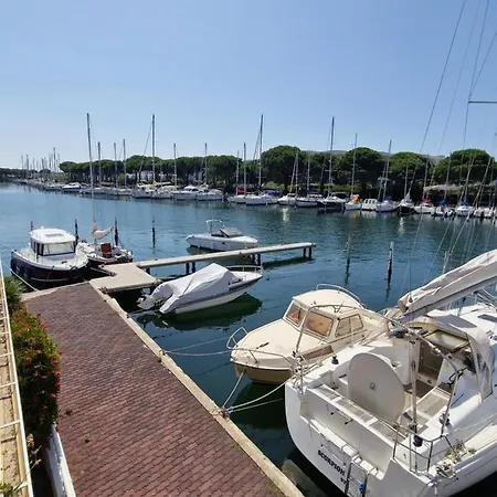 Tres Belle Marina Plein Sud * Ле-Гро-дю-Руа