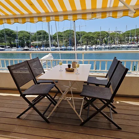 Tres Belle Marina Plein Sud Apartment
