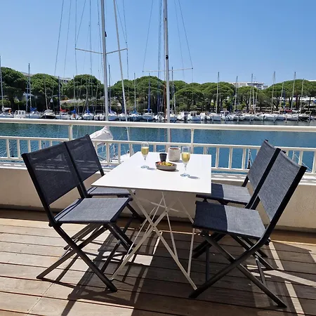 Tres Belle Marina Plein Sud Apartment