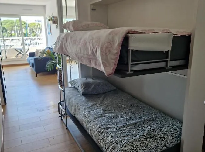 Tres Belle Marina Plein Sud Apartament *